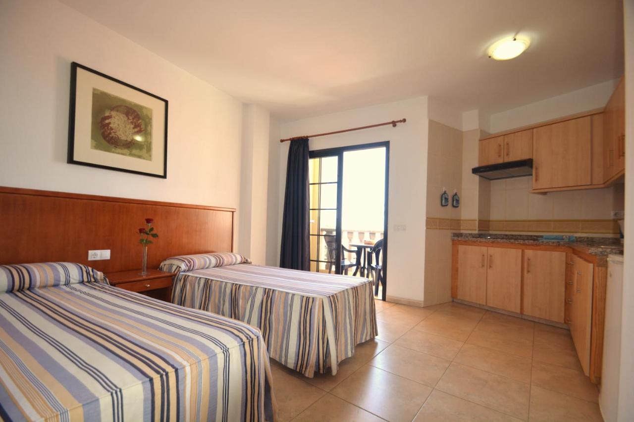 Apartamentos Andrea Calera Exterior foto